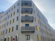 Große Wohnung mit Wohnküche, Balkon und Fußbodenheizung! - Halle (Saale)