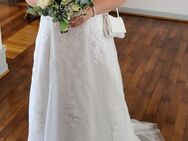 Hochzeitskleid frisch gereinigt inkl. Tasche, Schuhe und Haarschmuck - Landau (Pfalz)