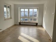 Sonnige 4 Zimmer EG Wohnung mit Gartennutzung, EBK & Kellerbox - Stuttgart