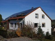 Helle, sonnige 4-Zimmer-Wohnung in Heinersreuth mit Blick über Bayreuth - Heinersreuth