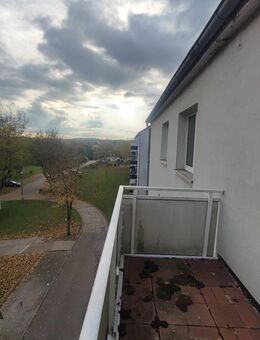 Schnell einziehen und 2 Monate mietfrei wohnen! - Merseburg