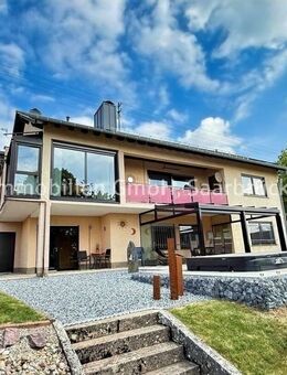 Außergewöhnlich (und) luxuriös - EFH mit ELW in Mettlach-Nohn - 6 ZKB -240 m² Wfl. - Pool - Sauna - Mettlach
