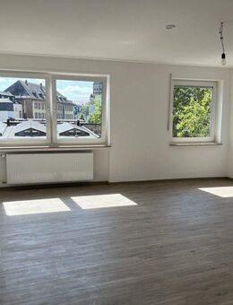 Trier City - Schicke 3-Zimmer-Wohnung mit Balkon in der 3. Etage - Trier