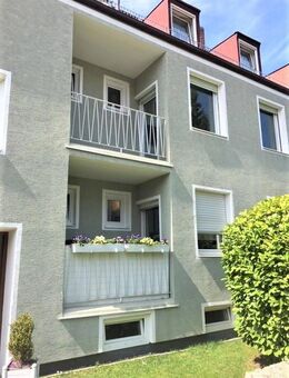 WG-geeignet: Großzügige freundliche 3-Zimmerwohnung mit Süd-Westbalkon - München