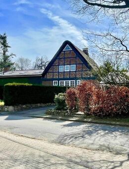 Reetdachtraum 3 Wohnungen in einem zauberhaften Anwesen - ca. 200 m2/ 94m2 / 68 m2 kernsaniert - Quickborn (Landkreis Pinneberg)