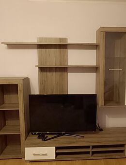 Wohnwand weiß Hochglanz TV Lowboard, Moderner Wohnzimmerschrank mit Beleuchtung, Anbauwand. - Düsseldorf
