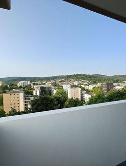 3 1/2 Zimmer Wohnung mit schönem Balkon und Ausblick - Winnenden