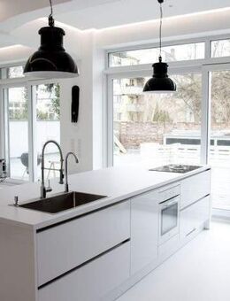 Licht, Luft, Loft, Köln Neuehrenfeld, TOP Erdgeschoss LOFT inkl. LUXUS Einbauküche, Kamin + zwei Terrassen und PKW Außenstellplatz im Innenhof - Köln