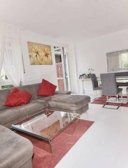 Lichtdurchflutete, ruhig gelegene 3-Zimmer-Garten-Maisonettewohnung mit Süd-/Ost-Ausrichtung! - München