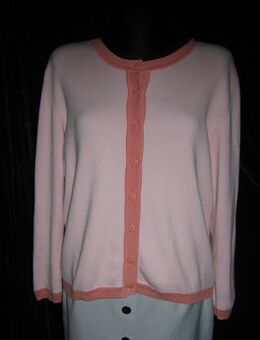 NEUw * Stylisch * klassisch * Fein- Strickjacke * Cardigan "women's fashion" Gr. 40- 42/ M * apricot * nude * - Riedlingen