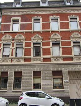 Attraktive Kapitalanlage mit 4 Wohneinheiten und zusätzlichem Apartment und Hofgebäude - Essen