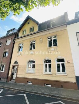 M'GLADBACH - WALDHAUSEN EIN - DREIFAMILIENHAUS MIT GARTEN IN ZENTRALER LAGE! - Mönchengladbach