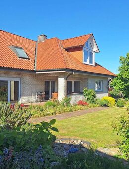 Lichtdurchflutete Erdgeschosswohnung mit Gartenanteil - Bad Oeynhausen
