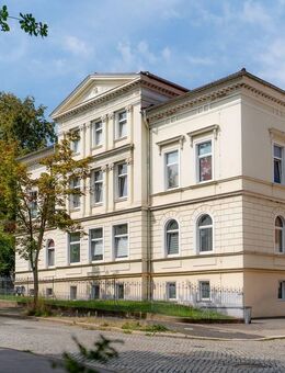 Repräsentative, historische Villa in Glauchau - vollvermietet - für 822 EUR/qm, Rendite über 7%! - Glauchau