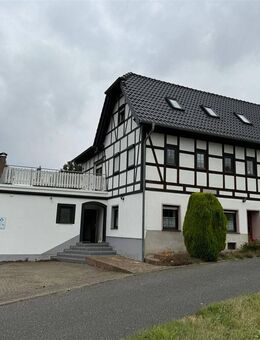 Einfamilienhaus in Einliegerwohnbereich in idyllischer Lage in einem Ortsteil der Stadt Hartha - Hartha