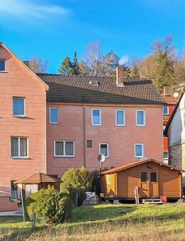 Attraktives Zweifamilienhaus in Rödental - Rödental