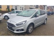 Ford S-Max Titanium 2.0 EB nur 51121km Ganzjahresreifen Scheckheft - Peine