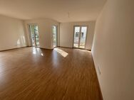 Sofort bezugsfrei - Komfortable 3 RWG mit großem Balkon und 2 Bädern - Dresden