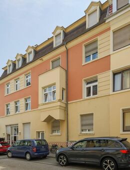 Der Hauptbahnhof in Schlenderweite: Charmanter Altbau, frisch gestrichen und sofort beziehbar! - Karlsruhe
