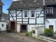 renovierungsbedürftiges Lieberhaberobjekt im historischen Ortskern von Gräfrath - Solingen (Klingenstadt)
