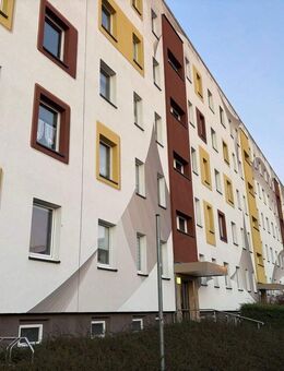 Tolle 3 Zimmer Wohnung mit Balkon, renoviert, leer, gute Energieklasse, Kapitalanlage/Eigennutzung - Stralsund