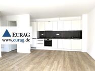 FÜ: Erstbezug! Schöne, helle 2-Zi-Whg (1.OG) mit EBK, Balkon, Aufzug + TG-Stellplatz - Fürth