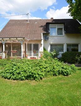 Freistehendes Wohnhaus mit Potenzial in guter Lage von Birlinghoven - Sankt Augustin