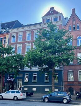 Holtenauer Straße 61: Schöne 4-Zimmer-Wohnung mit Westbalkon ab 01.12.2025 - Kiel