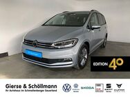 VW Touran, 1.5 TSI Comfortline, Jahr 2022 - Schmallenberg