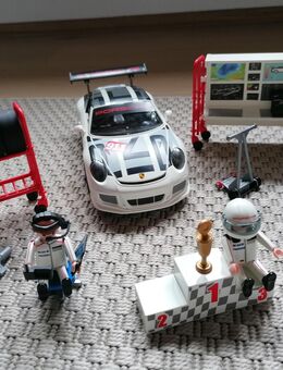Biete Playmobil Porsche Rennwagen Set 9225 - Gerolzhofen