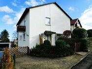 Charmantes FREISTEHENDES EINFAMILIENHAUS Zentrale, ruhige Lage mit großzügigem Garten und Garage - Schwaikheim