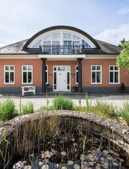 Luxus Villa mit Schwimmhalle || Park-Ensemble || Sauna || Garagen - Bergheim (Nordrhein-Westfalen)