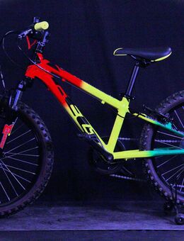 Bereit für ein neues Abeuter mit Kinderfahrrad FELT B25/224 - Aarau