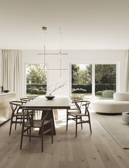 EXTRAORDINARY | 4,5-Zimmer-Wohnung mit wunderschönem Garten - München