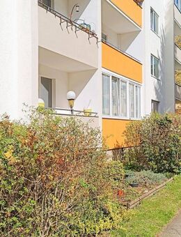 Im Weserkiez nahe U-Bahn Rathaus Neukölln, am Weigandufer - Berlin