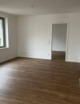 ERSTBEZUG! LETZES HAUS! Schön geschnittene Wohnung im 3.OG mit 2 Bädern und Loggia - Bamberg