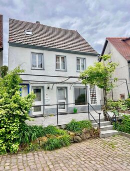 Einfamilienhaus in der Altstadt mit traumhafter Aussicht - Neckargemünd