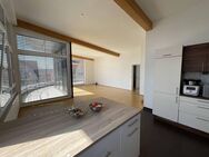 Maisonette-Penthouse mit Einbauküche & Tiefgarage - Bezugsfrei! - Villingen-Schwenningen