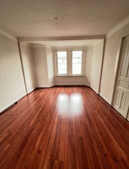 3 Zimmer Wohnung zentral - Neumünster