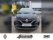 Renault Captur, II CAPTUR R S LINE E-TECH Plug-in 160, Jahr 2021 - Jülich