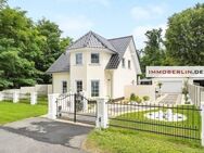 IMMOBERLIN.DE - Topzustand! Traumhaftes Haus mit Südterrasse, Sonnengarten, und Erdwärmepumpe in ländlicher Lage - Am Mellensee