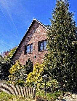 Solides Zweifamilienhaus mit viel Potenzial in ruhiger & zentraler Lage - Hanstedt (Landkreis Harburg)