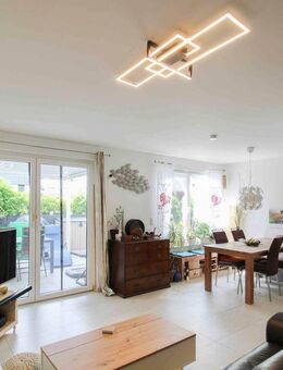 Bezugsfreie Maisonettewohnung mit Haus-im-Haus-Charakter in begehrter Lage von Frechen - Frechen
