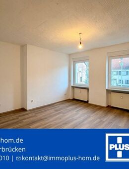 HOMBURG-KIRRBERG; GROSSZÜGIGE MAISONETTEWOHNUNG MIT WINTERGARTEN IN RUHIGER WOHNLAGE - Homburg