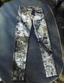 Raffaello Rossi Trend Line Sinty Gr. 34 Slim Leg Damen Jeans Hose grau schwarz silber 12,- - Flensburg