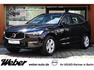 Volvo XC60, B4 Momentum PRO, Jahr 2021 - Berlin