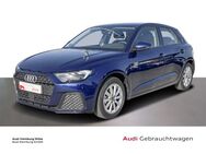 Audi A1, Sportback 25 TFSI basis, Jahr 2023 - Hamburg