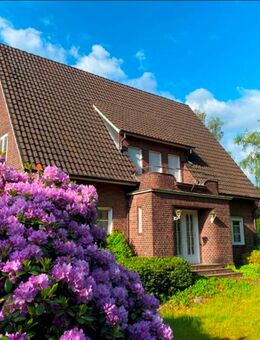 Repräsentative Stadtvilla nahe Zentrum Gütersloh, 8 Zimmer, Garage und Traumgarten! - Gütersloh