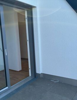 3 Zi Neubau - Penthousewohnung mit Lift direkt in die Wohnung!! - Landshut