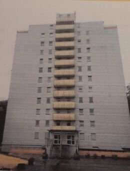 Charmante und großzügige 3 ZKB-Wohnung in ruhiger Wohnlage 66538 Neunkirchen Innenstadt, incl. PKW Tiefgaragenplatz - Neunkirchen (Saarland)